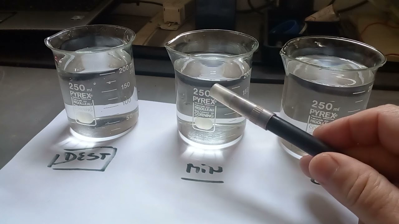el agua desionizada se puede beber