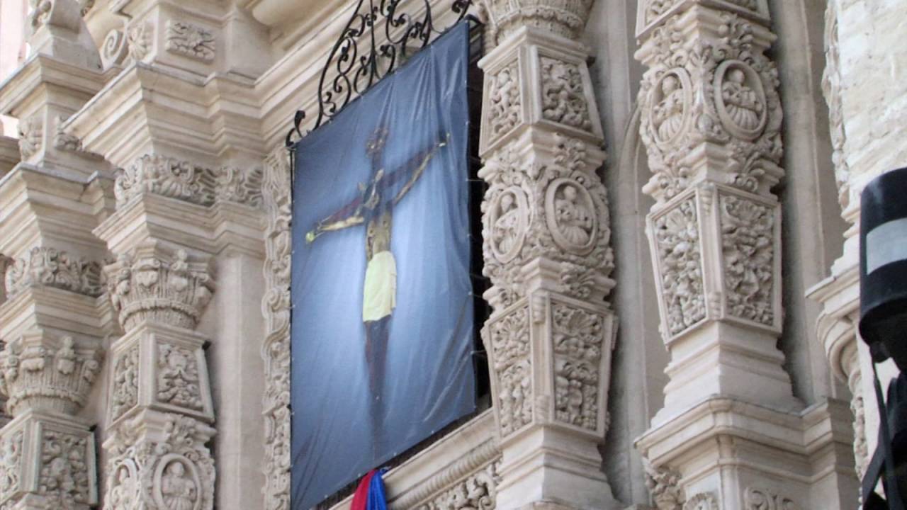 ceremonia de campesinos en honor a un santo