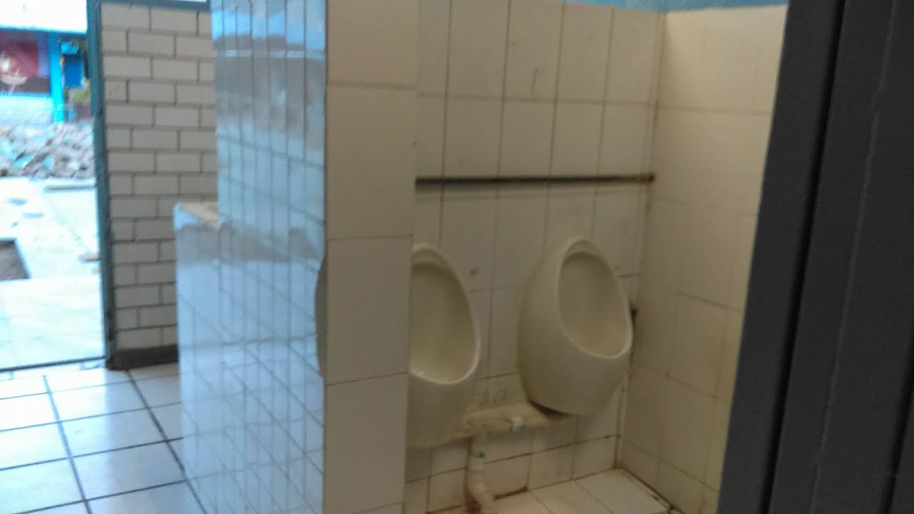 soluciones para los baños sucios en las escuelas
